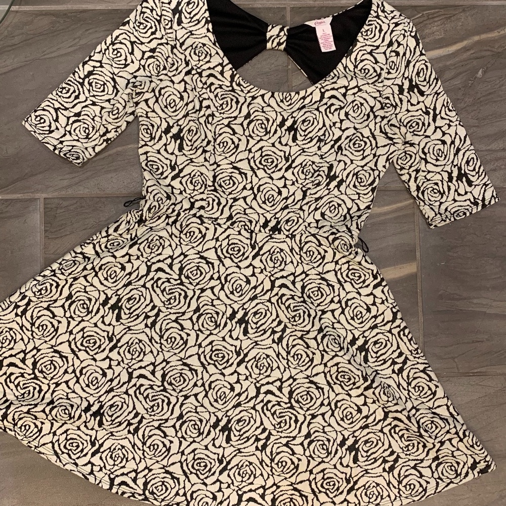 Soft Rose half-sleeve dress, size L